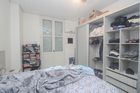 Apartamento para alugar com 230m², 3 quartos e 1 vaga Apartamento para alugar com 230m², 3 quartos e 1 vagaQuarto