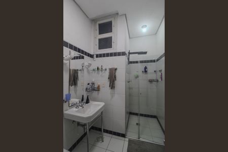 Apartamento para alugar com 230m², 3 quartos e 1 vaga Apartamento para alugar com 230m², 3 quartos e 1 vagaBanheiro 2