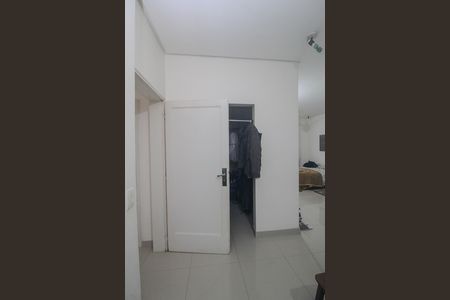 Apartamento para alugar com 230m², 3 quartos e 1 vaga Apartamento para alugar com 230m², 3 quartos e 1 vagaSuite