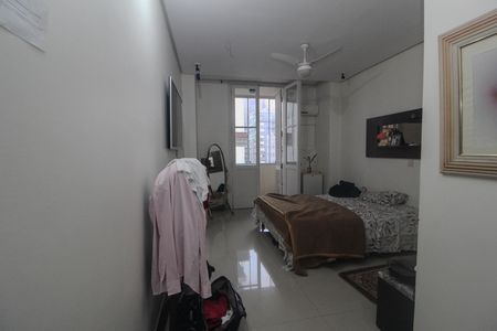 Apartamento para alugar com 230m², 3 quartos e 1 vaga Apartamento para alugar com 230m², 3 quartos e 1 vagaSuite