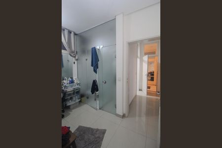 Banheiro da Suíte de apartamento para alugar com 3 quartos, 230m² em Centro Histórico, Porto Alegre