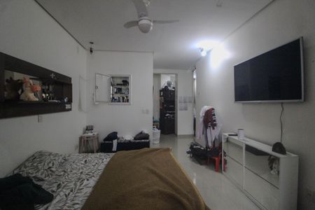 Apartamento para alugar com 230m², 3 quartos e 1 vaga Apartamento para alugar com 230m², 3 quartos e 1 vagaSuite