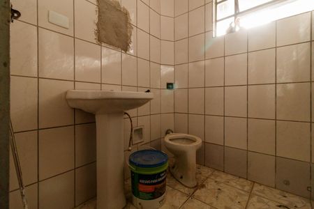 Casa para alugar com 120m², 1 quarto e 1 vaga Casa para alugar com 120m², 1 quarto e 1 vagaBanheiro