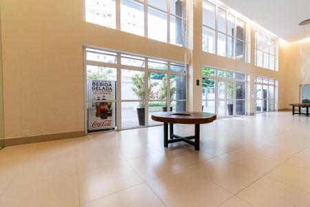 Apartamento à venda com 67m², 2 quartos e 1 vaga Apartamento à venda com 67m², 2 quartos e 1 vagaHall