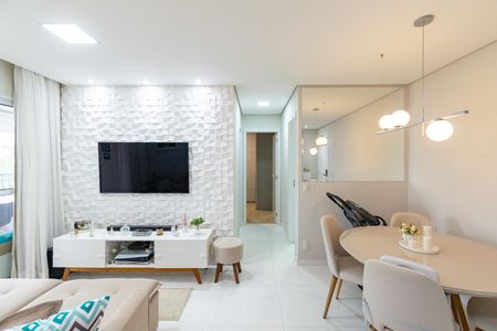 Sala  de apartamento à venda com 2 quartos, 67m² em Vila Santa Catarina, São Paulo