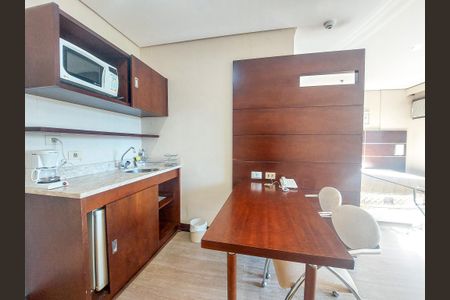 Studio para alugar com 28m², 1 quarto e sem vaga Studio para alugar com 28m², 1 quarto e sem vagaStudio