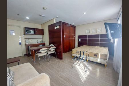 Studio de kitnet/studio para alugar com 1 quarto, 28m² em Chácara Santo Antônio, São Paulo