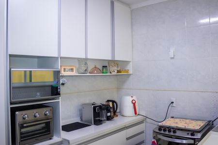 Casa à venda com 145m², 3 quartos e 3 vagas Casa à venda com 145m², 3 quartos e 3 vagasCozinha