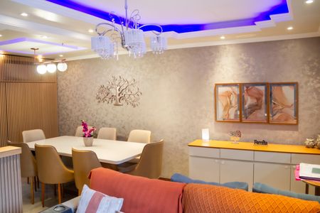 Sala de casa à venda com 3 quartos, 145m² em Parada de Lucas, Rio de Janeiro