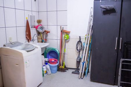 Casa à venda com 145m², 3 quartos e 3 vagas Casa à venda com 145m², 3 quartos e 3 vagasÁrea de Serviço