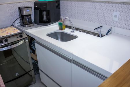 Cozinha  de casa à venda com 3 quartos, 145m² em Parada de Lucas, Rio de Janeiro