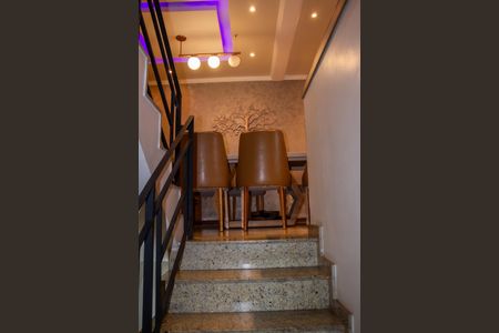 Casa à venda com 145m², 3 quartos e 3 vagas Casa à venda com 145m², 3 quartos e 3 vagasAcesso ao Primeiro andar