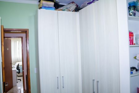 Casa à venda com 145m², 3 quartos e 3 vagas Casa à venda com 145m², 3 quartos e 3 vagasQuarto 2 segundo andar