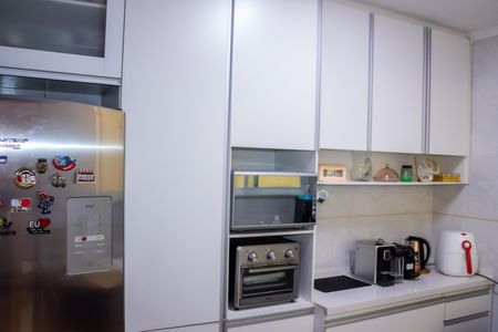 Casa à venda com 145m², 3 quartos e 3 vagas Casa à venda com 145m², 3 quartos e 3 vagasCozinha