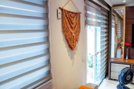 Casa à venda com 145m², 3 quartos e 3 vagas Casa à venda com 145m², 3 quartos e 3 vagasSala