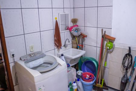 Casa à venda com 145m², 3 quartos e 3 vagas Casa à venda com 145m², 3 quartos e 3 vagasÁrea de Serviço