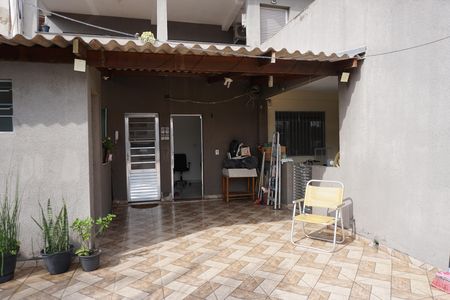 Casa para alugar com 50m², 2 quartos e sem vagaVaranda