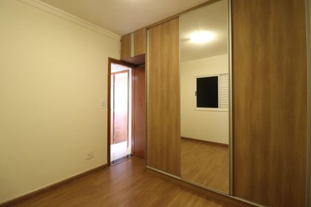 Apartamento para alugar com 180m², 3 quartos e 2 vagasQuarto 2