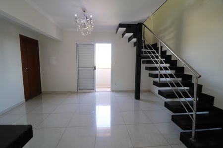 Apartamento para alugar com 180m², 3 quartos e 2 vagasSala