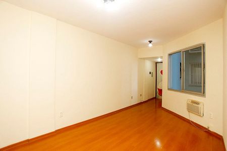 Sala de apartamento para alugar com 2 quartos, 60m² em Centro Histórico, Porto Alegre