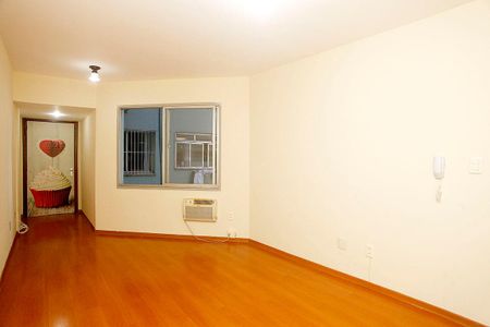 Sala de apartamento para alugar com 2 quartos, 60m² em Centro Histórico, Porto Alegre