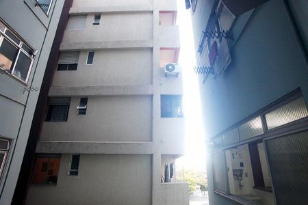 Sala Vista de apartamento para alugar com 2 quartos, 60m² em Centro Histórico, Porto Alegre
