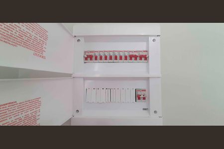 Quadro de Luz da Sala de casa à venda com 3 quartos, 198m² em Bela Vista, Osasco