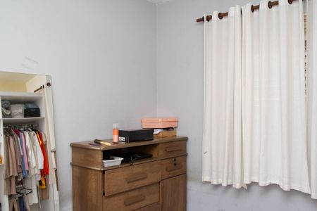 Casa à venda com 3 quartos, 220m² em Jardim Nice, São Paulo