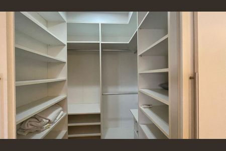 Apartamento à venda com 191m², 3 quartos e 4 vagas Apartamento à venda com 191m², 3 quartos e 4 vagasFoto 21