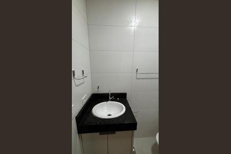 Apartamento para alugar com 61m², 2 quartos e 1 vaga Apartamento para alugar com 61m², 2 quartos e 1 vagaBanheiro da Suíte