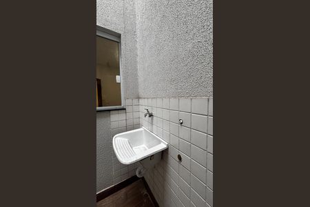 Apartamento para alugar com 61m², 2 quartos e 1 vaga Apartamento para alugar com 61m², 2 quartos e 1 vagaQuarto Varanda - Area de Serviço
