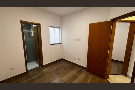 Suite de apartamento para alugar com 2 quartos, 61m² em Vila Alice, Santo André