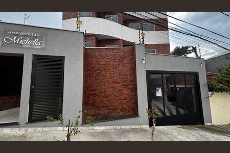 Apartamento para alugar com 85m², 2 quartos e 1 vaga Apartamento para alugar com 85m², 2 quartos e 1 vagaFachada