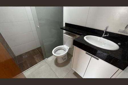 Apartamento para alugar com 85m², 2 quartos e 1 vaga Apartamento para alugar com 85m², 2 quartos e 1 vagaBanheiro