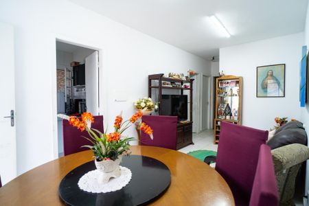 Casa para alugar com 86m², 2 quartos e 3 vagas Casa para alugar com 86m², 2 quartos e 3 vagasSala