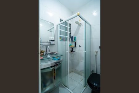 Casa para alugar com 86m², 2 quartos e 3 vagas Casa para alugar com 86m², 2 quartos e 3 vagasBanheiro