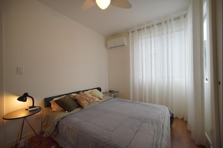 Quarto 1 de apartamento para alugar com 2 quartos, 60m² em Trindade, Florianópolis