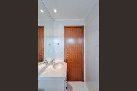 Apartamento para alugar com 237m², 3 quartos e 3 vagasBanheiro da Suíte 2