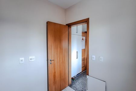Apartamento para alugar com 237m², 3 quartos e 3 vagasQuarto de Serviço