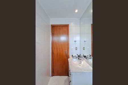 Apartamento para alugar com 237m², 3 quartos e 3 vagasBanheiro