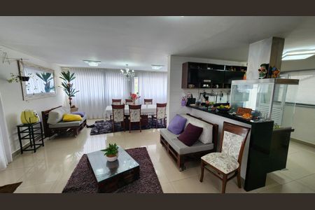 Cozinha de casa à venda com 3 quartos, 247m² em Jardim Alto da Colina, Valinhos