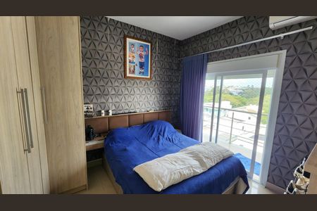 Casa à venda com 247m², 3 quartos e 3 vagas Casa à venda com 247m², 3 quartos e 3 vagasQuarto
