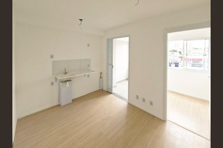 Sala e cozinha  de apartamento para alugar com 2 quartos, 28m² em Campo Grande, São Paulo