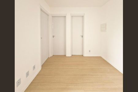 Apartamento para alugar com 28m², 2 quartos e sem vaga Apartamento para alugar com 28m², 2 quartos e sem vagaSala e cozinha
