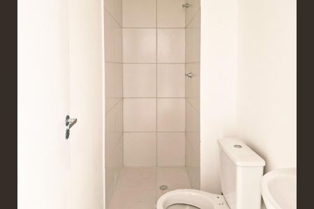 Apartamento para alugar com 28m², 2 quartos e sem vaga Apartamento para alugar com 28m², 2 quartos e sem vagaBanheiro