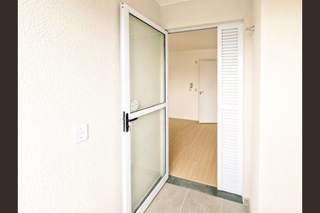 Apartamento para alugar com 28m², 2 quartos e sem vaga Apartamento para alugar com 28m², 2 quartos e sem vagaÁrea de Serviço