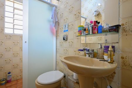 Casa à venda com 224m², 3 quartos e 2 vagasBanheiro
