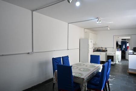 Casa à venda com 224m², 3 quartos e 2 vagasCozinha
