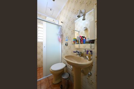 Casa à venda com 224m², 3 quartos e 2 vagasBanheiro