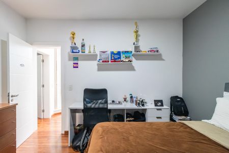 Casa de condomínio à venda com 425m², 4 quartos e 6 vagasSuíte 4